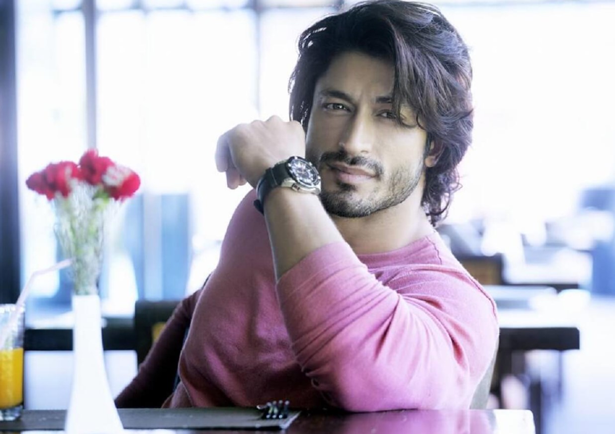 Actor Vidyut Jammwal picture