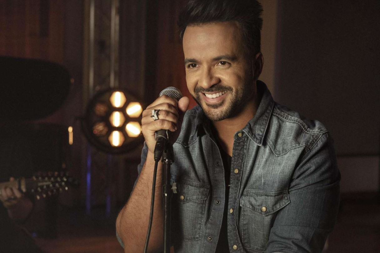 Luis Fonsi picture