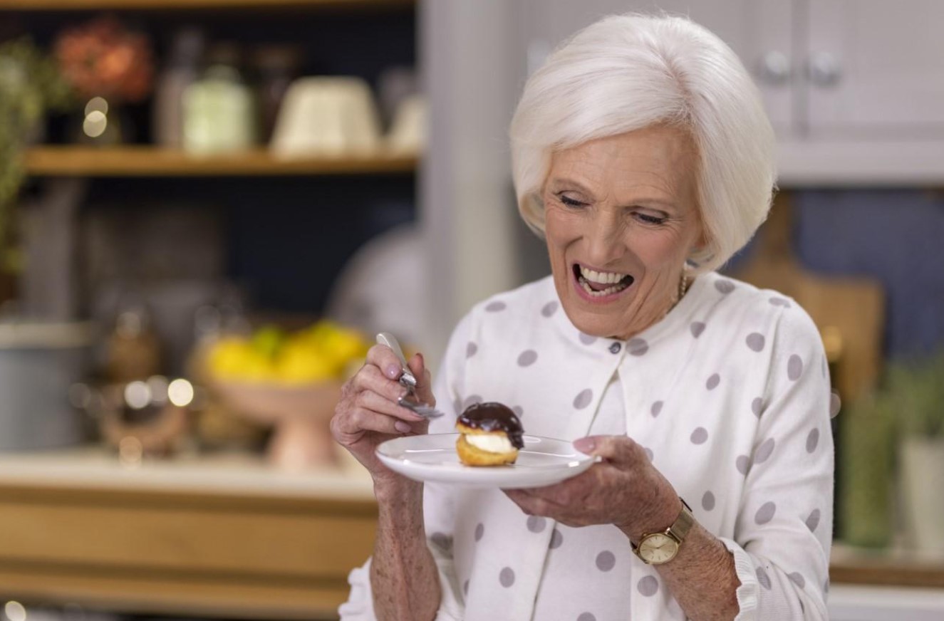 Mary Berry image