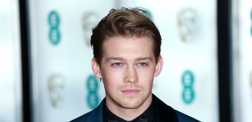 Joe Alwyn Phone Number, Email ID, Address, Fanmail, Tiktok and More