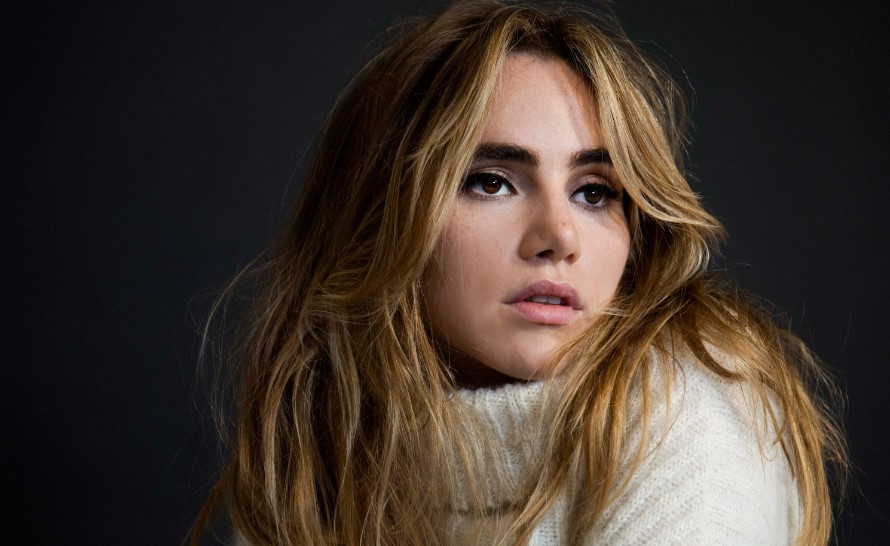 Suki Waterhouse Phone Number, Email ID, Address, Fanmail, Tiktok and More
