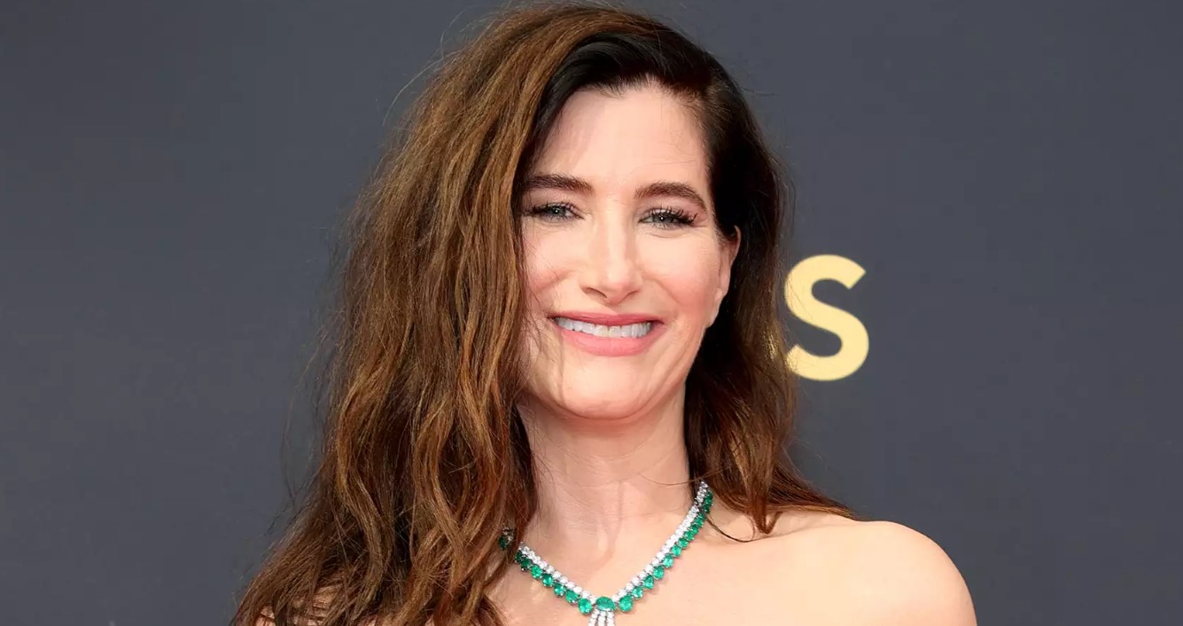 Kathryn Hahn Phone Number, Email ID, Address, Fanmail, Tiktok and More